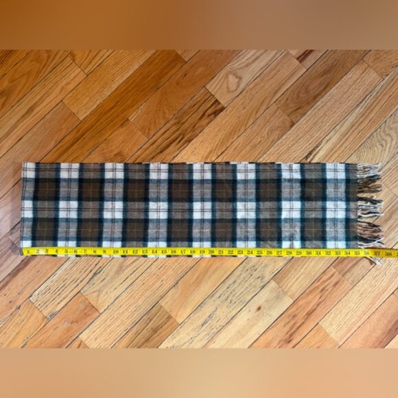 Barbour Lambswool Scarf 100% Wool Classic Tartan Plaid Brown/Green/Beige Fringed - Picture 8 of 9